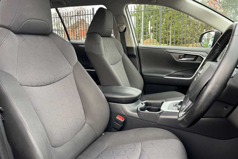 Used Toyota RAV4 2019 for sale - 77459307: Photo 23