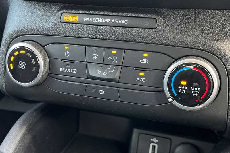 Used Ford Focus 2019 for sale - 76088211: Photo 15
