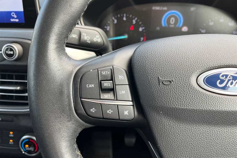 Used Ford Focus 2019 for sale - 76088211: Photo 21