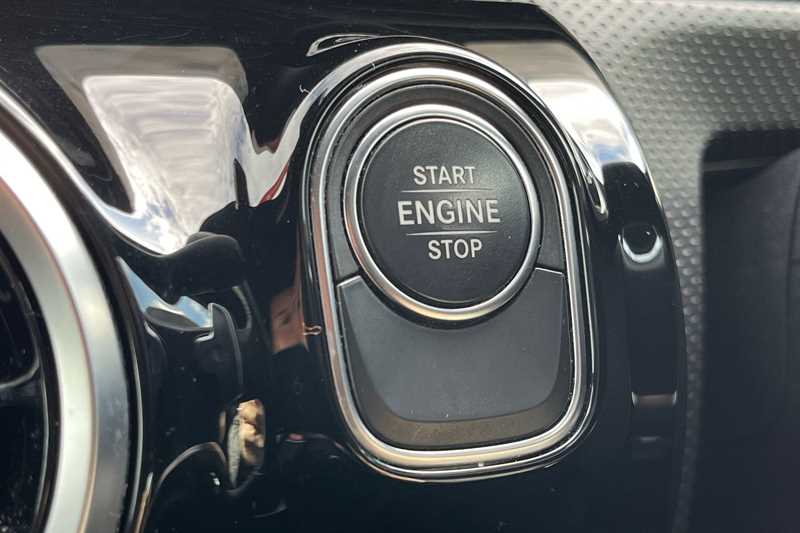 Used Mercedes-Benz A-Class 2020 for sale - 76298578: Photo 40