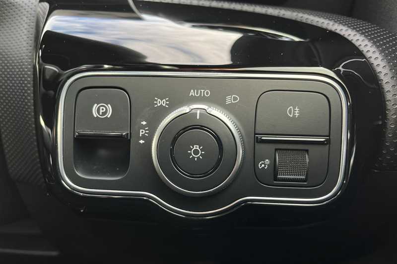 Used Mercedes-Benz A-Class 2020 for sale - 76298578: Photo 42