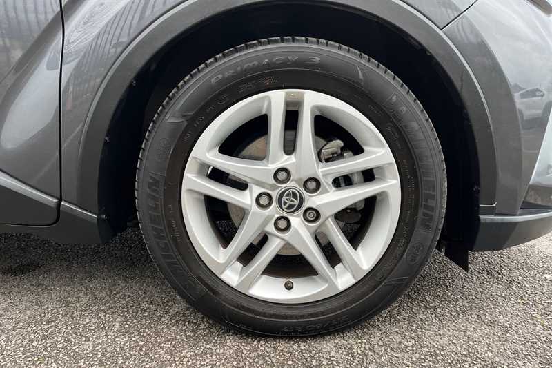 Used Toyota C-HR 2021 for sale - 78119786: Photo 11