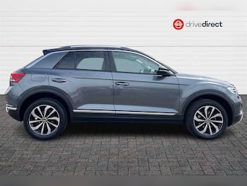 Used Volkswagen T-Roc 2022 for sale - 79415682: Photo