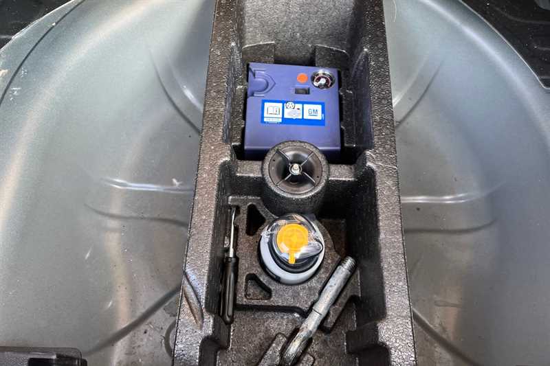 Used Vauxhall Corsa 2016 for sale - 77772600: Photo 37