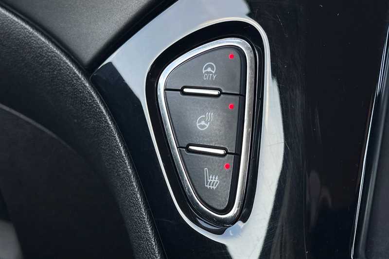 Used Vauxhall Corsa 2016 for sale - 77772600: Photo 39