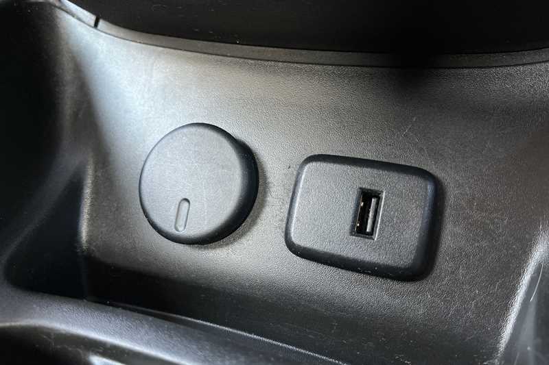 Used Vauxhall Corsa 2016 for sale - 77772600: Photo 40