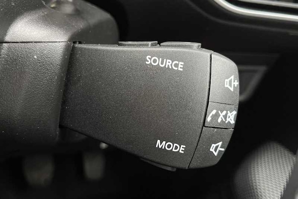 Used Dacia Sandero 2024 for sale - 75434245: Photo 44