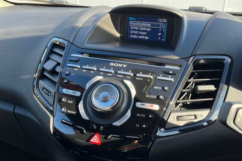 Used Ford Fiesta 2016 for sale - 77416373: Photo 17