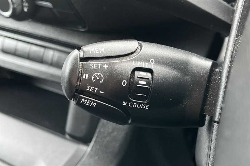 Used Vauxhall Vivaro 2023 for sale - 77481814: Photo 21