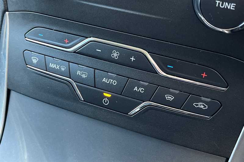 Used Ford S-Max 2017 for sale - 76610035: Photo 15