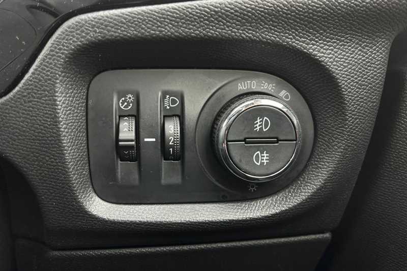 Used Vauxhall Corsa 2022 for sale - 78207607: Photo 44