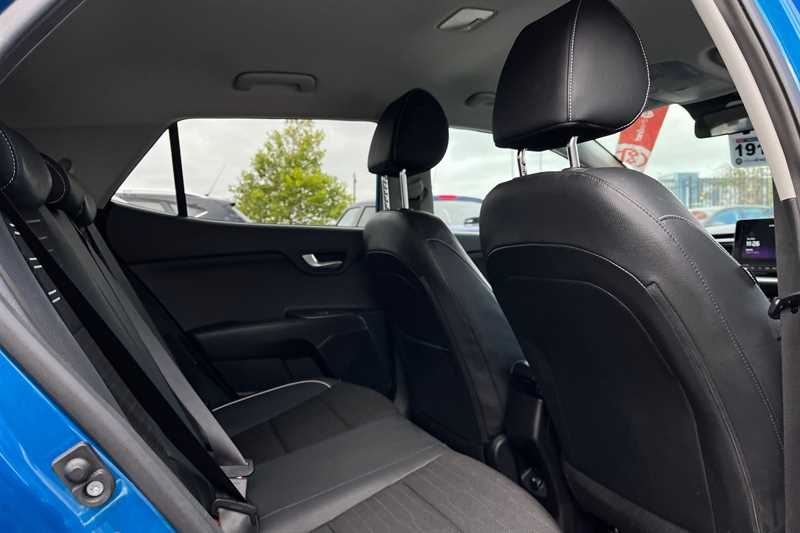 Used Kia Stonic 2021 for sale - 76442867: Photo 40