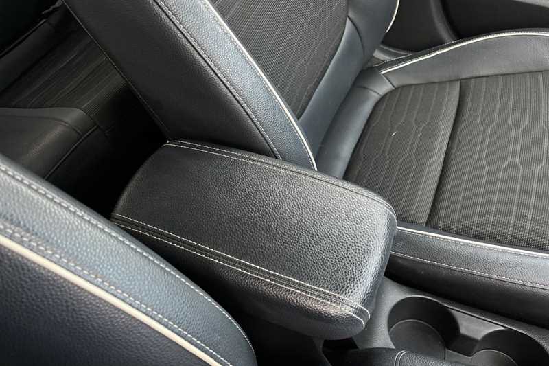 Used Kia Stonic 2021 for sale - 76442867: Photo 49