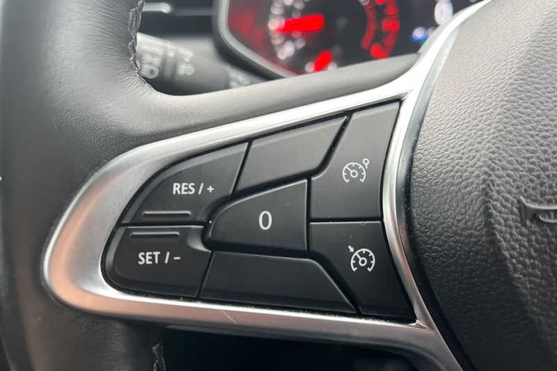 Used Renault Clio 2021 for sale - 77801025: Photo 21