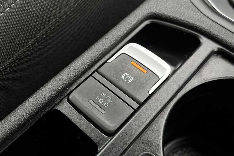 Used Volkswagen Touran 2020 for sale - 78050201: Photo 41