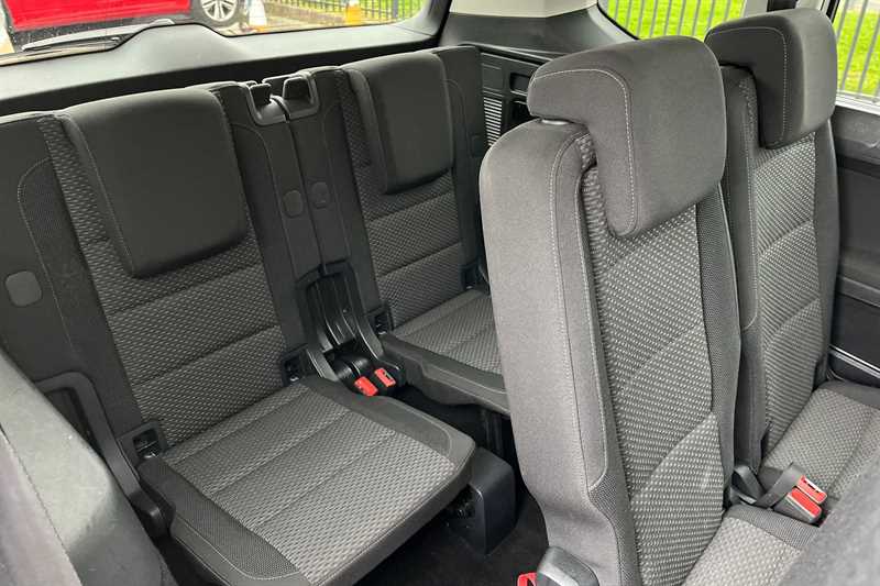 Used Volkswagen Touran 2020 for sale - 78050201: Photo 43