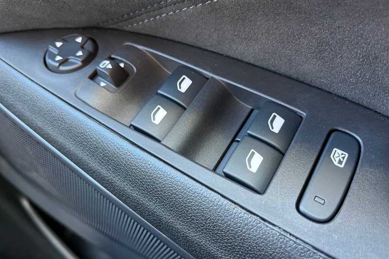 Used Vauxhall Crossland 2024 for sale - 77899549: Photo 16