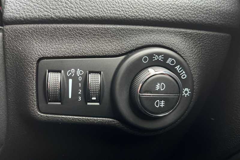 Used Jeep Compass 2020 for sale - 76530504: Photo 44