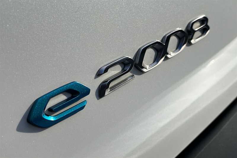 Used Peugeot 2008 2022 for sale - 77362058: Photo 30