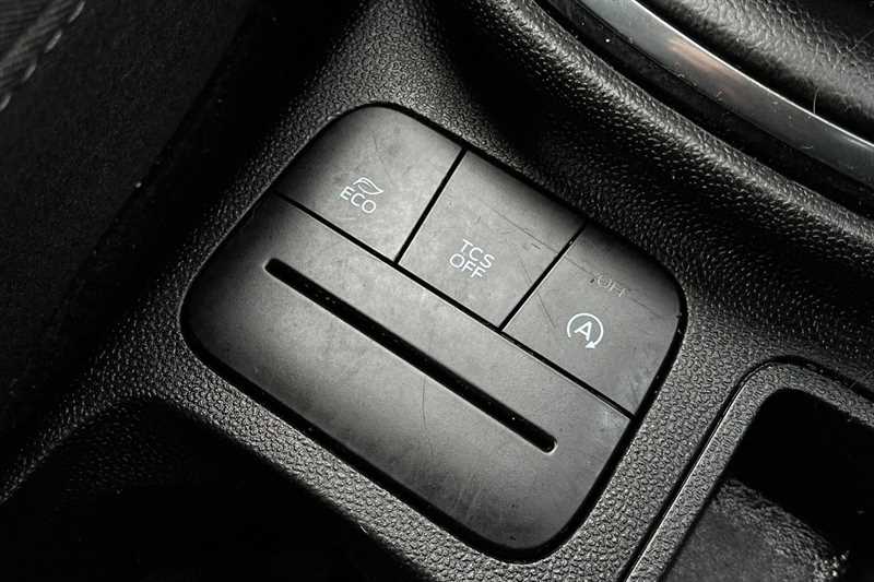 Used Ford Fiesta 2017 for sale - 76463017: Photo 41