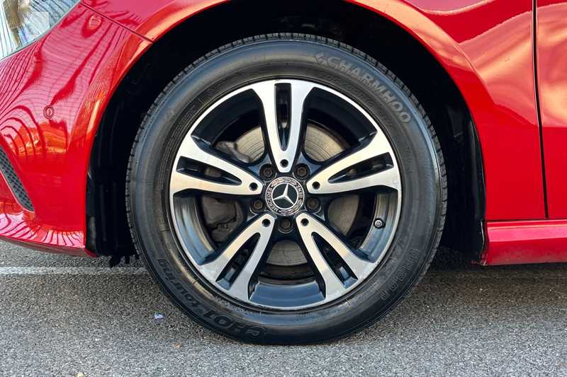 Used Mercedes-Benz A-Class 2018 for sale - 76524866: Photo 9