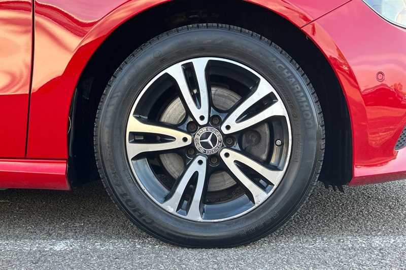 Used Mercedes-Benz A-Class 2018 for sale - 76463631: Photo 12