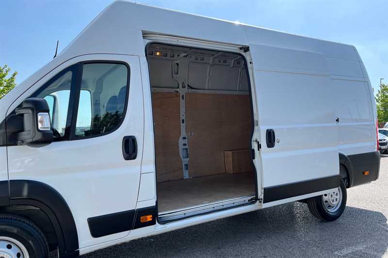 Used Vauxhall Movano 2024 for sale - 76490204: Photo 24