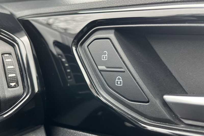 Used Volkswagen T-Cross 2022 for sale - 77944959: Photo 42