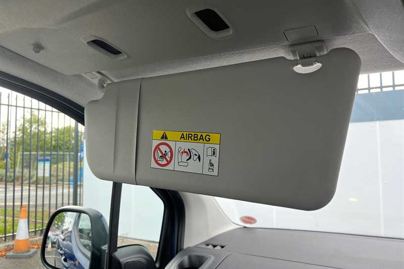 Used Vauxhall Combo Life 2020 for sale - 76525529: Photo 40