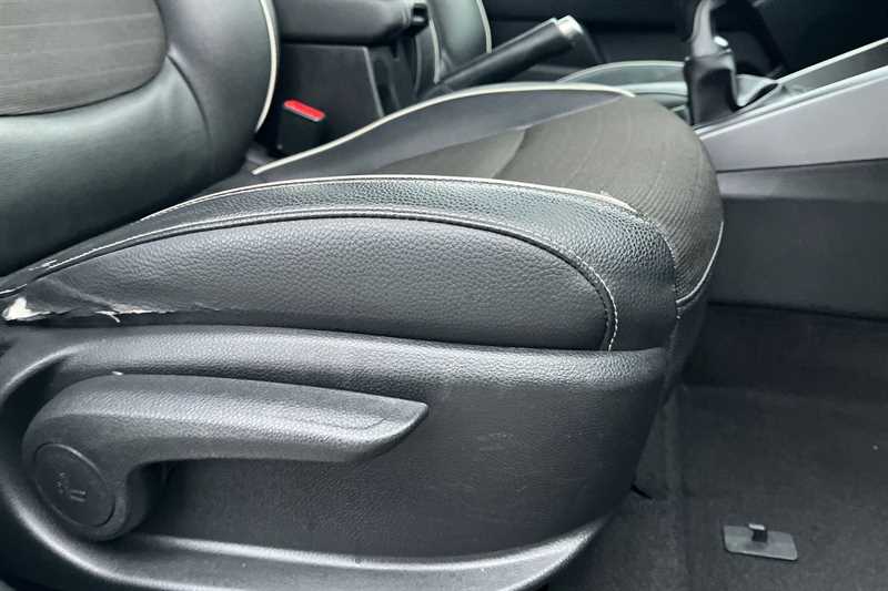 Used Kia Rio 2018 for sale - 77296109: Photo 26