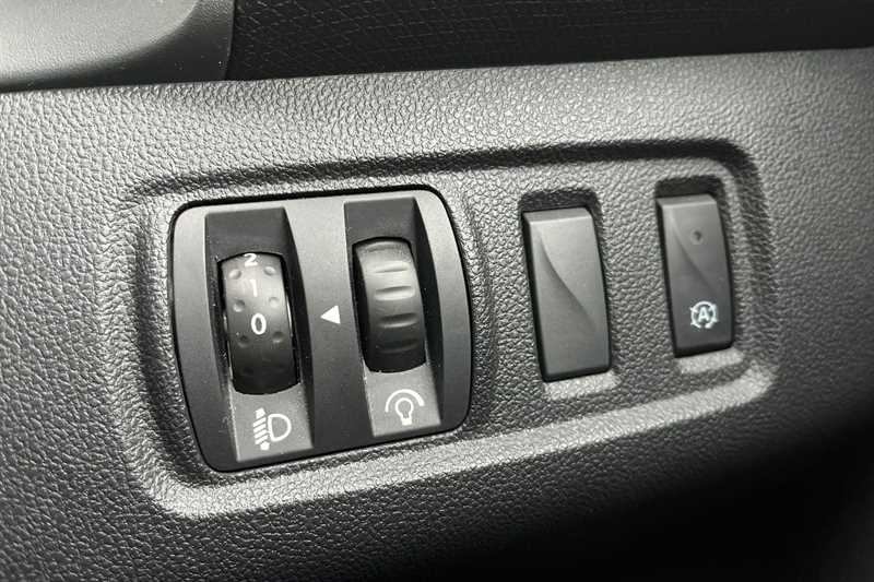 Used Renault Clio 2019 for sale - 77362724: Photo 43