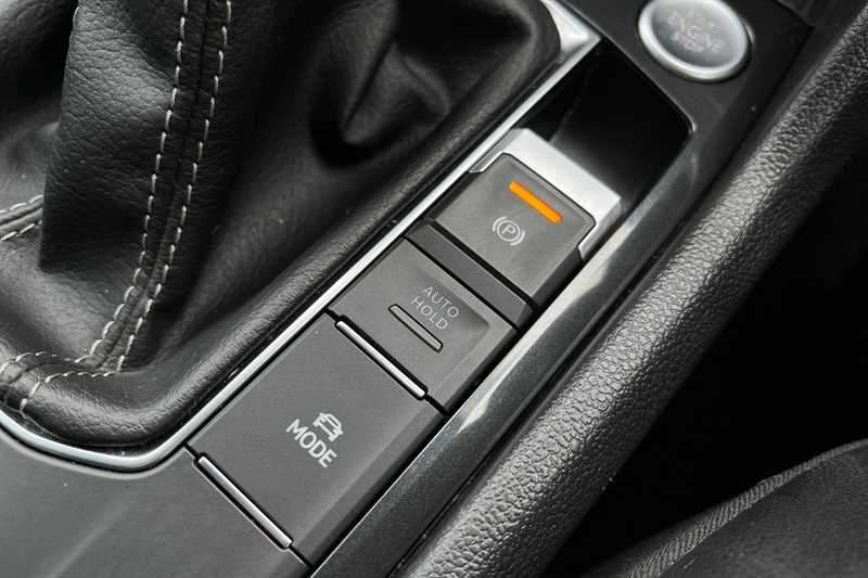 Used Volkswagen Tiguan 2021 for sale - 77256684: Photo 41