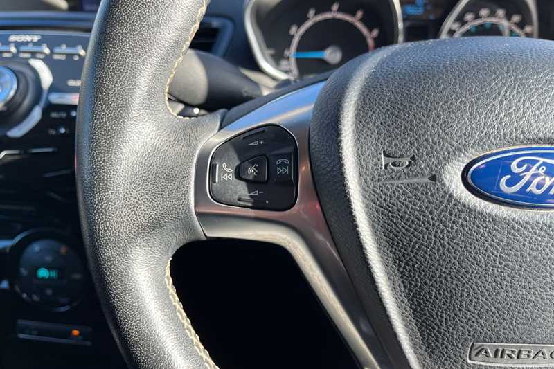 Used Ford Fiesta 2016 for sale - 77459174: Photo 21
