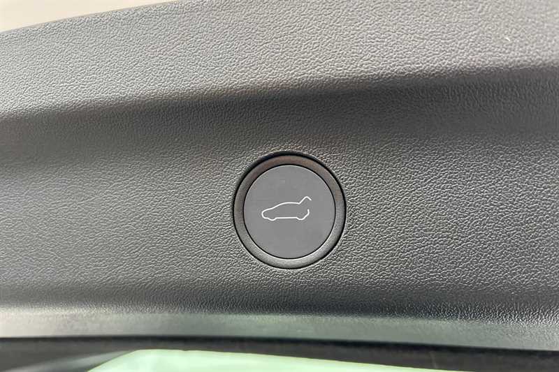 Used Tesla Model Y 2022 for sale - 76747578: Photo 37