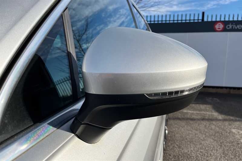 Used Volkswagen Tiguan 2020 for sale - 77402779: Photo 35