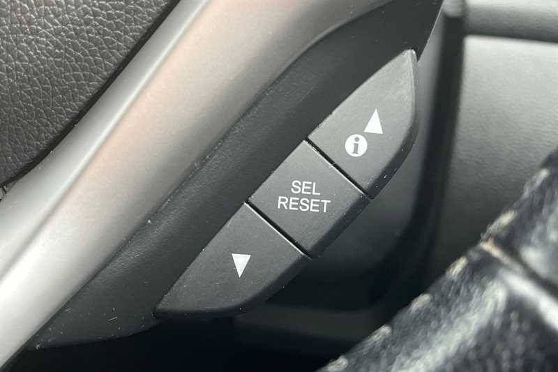 Used Honda Jazz 2018 for sale - 78217571: Photo 43