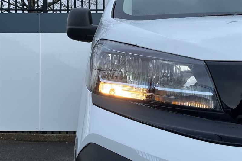 Used Vauxhall Vivaro 2026 for sale - 77863159: Photo 28