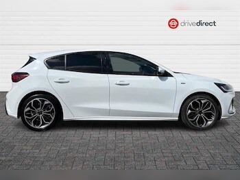 Used Ford Focus 2023 for sale - 78338455: Photo