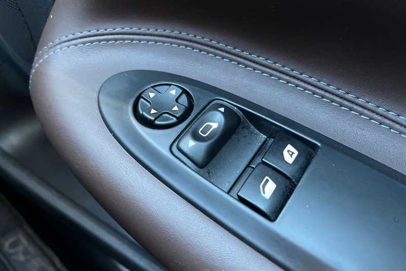 Used DS Automobiles DS 3 Cabrio 2016 for sale - 77082843: Photo 16