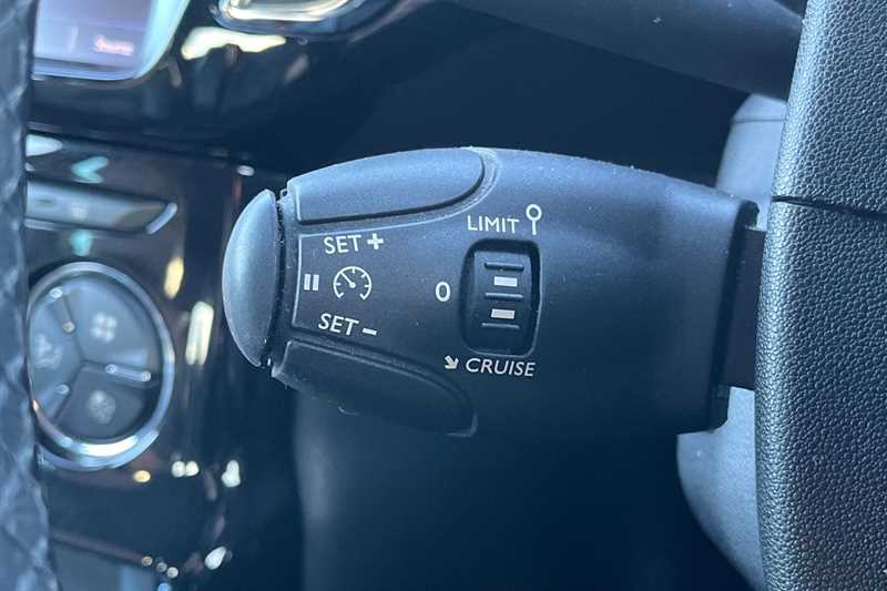 Used DS Automobiles DS 3 Cabrio 2016 for sale - 77082843: Photo 21