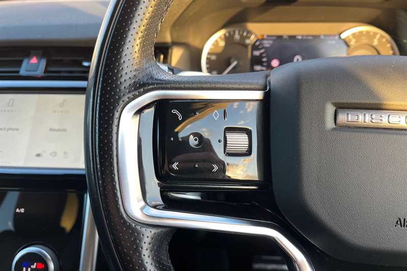 Used Land Rover Discovery Sport 2020 for sale - 76624124: Photo 21