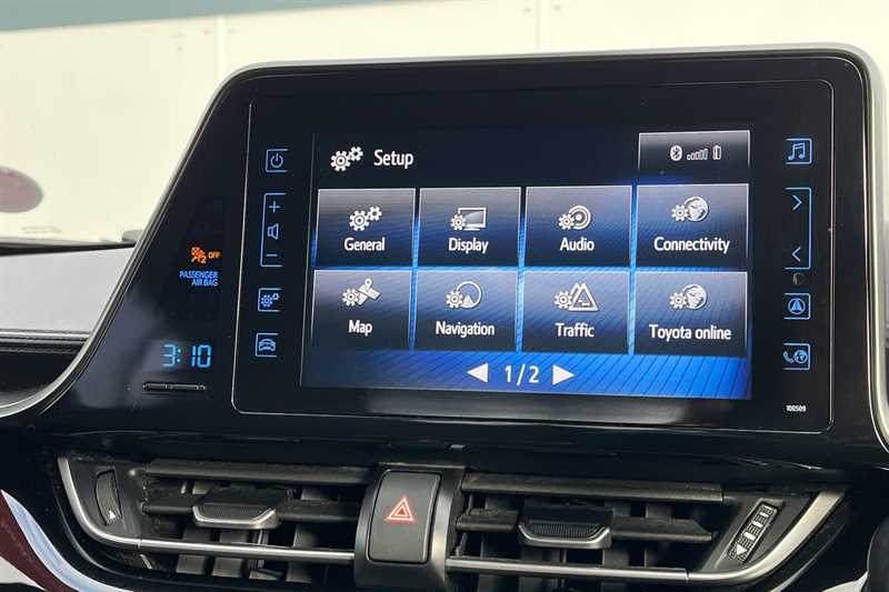 Used Toyota C-HR 2018 for sale - 77843798: Photo 17