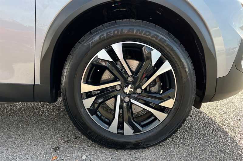 Used Peugeot 2008 2023 for sale - 76917965: Photo 11