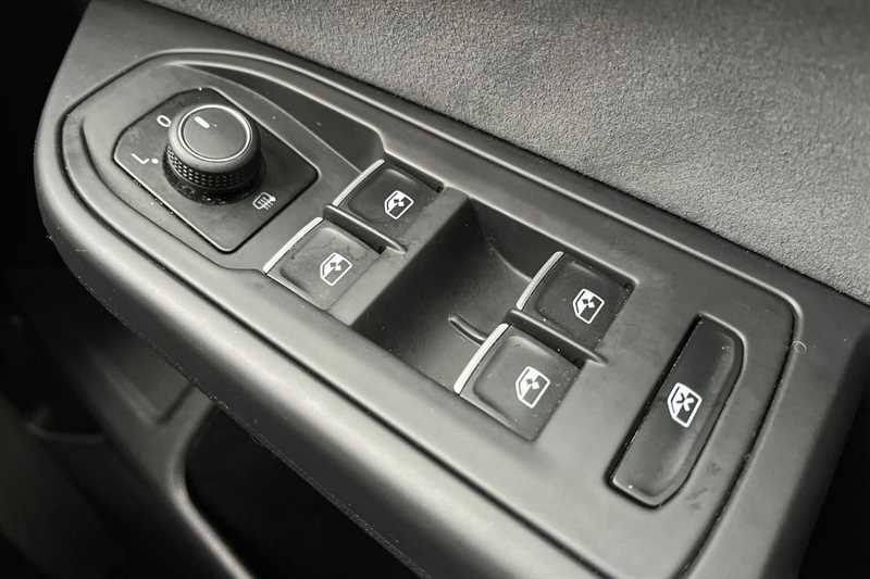 Used Volkswagen Golf 2022 for sale - 76733709: Photo 16