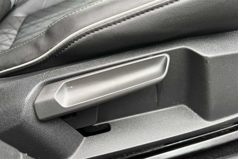 Used Volkswagen Golf 2022 for sale - 76733709: Photo 26