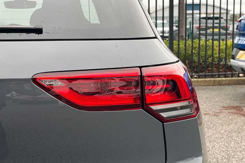 Used Volkswagen Golf 2022 for sale - 76733709: Photo 32