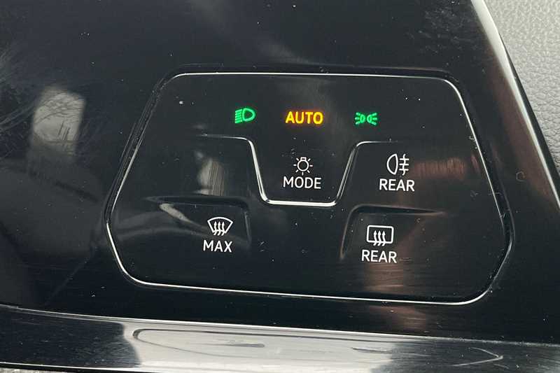 Used Volkswagen Golf 2022 for sale - 76733709: Photo 42