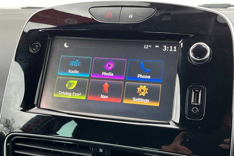 Used Renault Clio 2019 for sale - 77295132: Photo 17