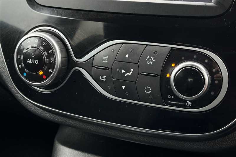 Used Renault Captur 2018 for sale - 77415776: Photo 15