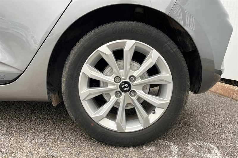 Used Renault Clio 2023 for sale - 77944049: Photo 10